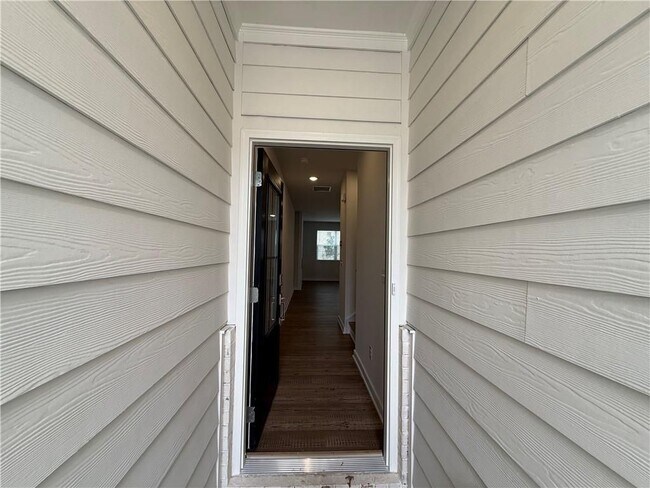 Building Photo - 7309 Mulberry St