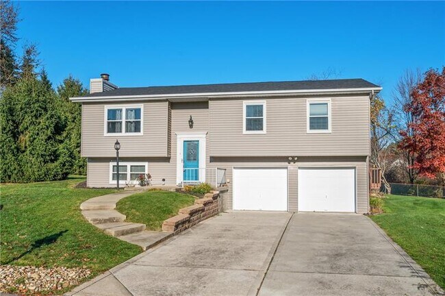 Building Photo - 117 Persimmon Pl