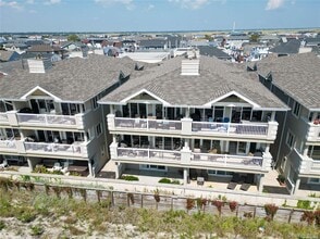 Building Photo - 1051 Oceanfront