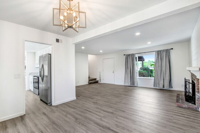 Foto del edificio - 1589 N O'malley Way