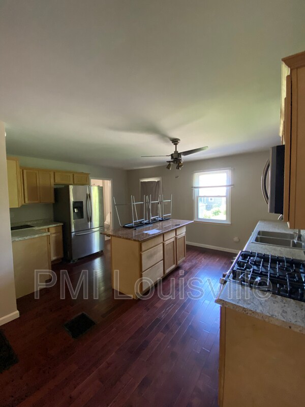 Building Photo - 1285 Morgan Ave