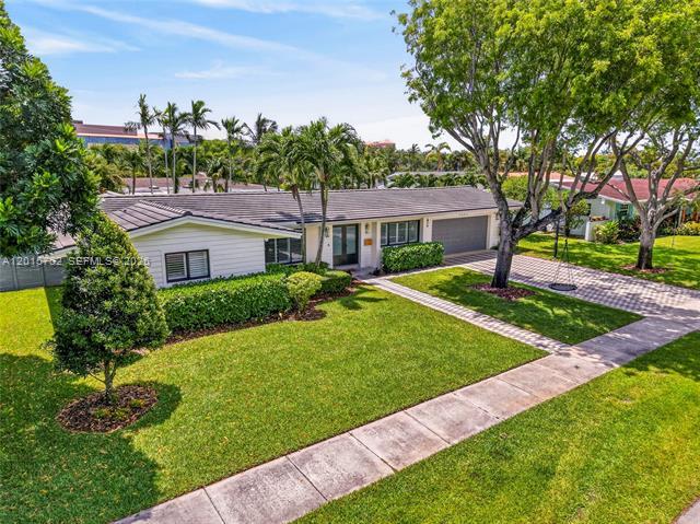 Building Photo - 8820 SW 85th Ter
