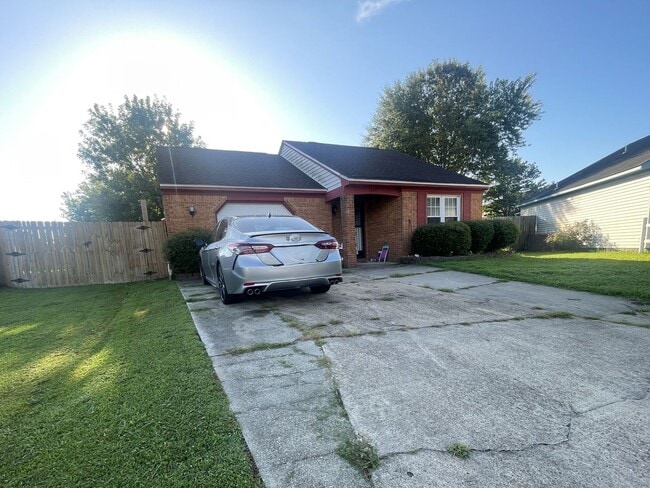 Photo - 1501 Millington Drive House
