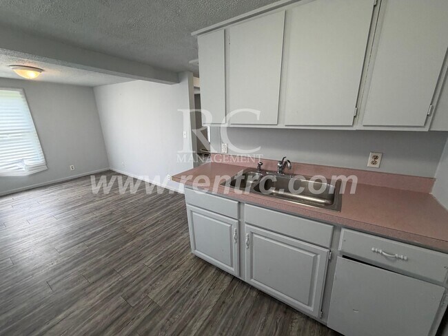 Foto del edificio - 1206.5 Robinson-