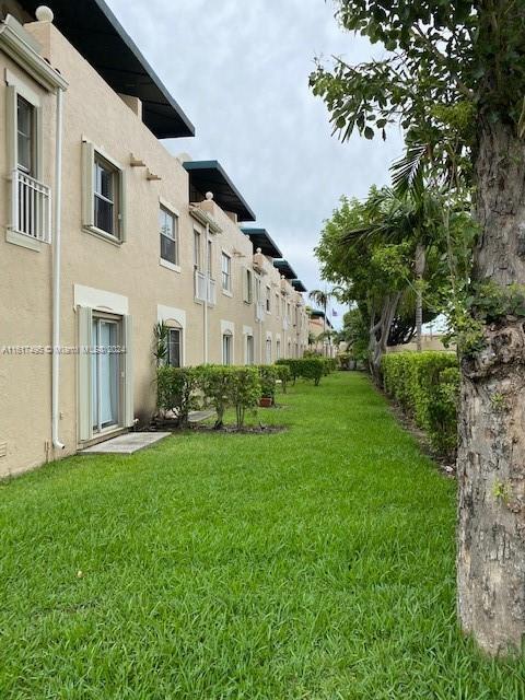 Foto del edificio - 8585 NW 6th Ln