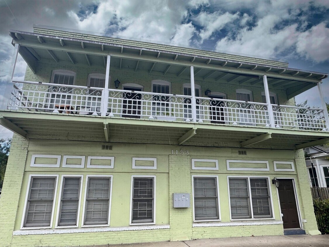 Primary Photo - 1153 Walnut St