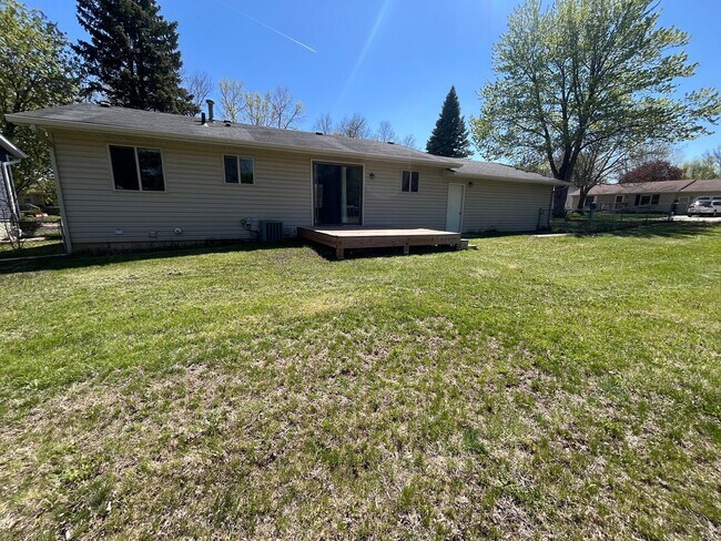 Foto del edificio - Updated 4 Bed/2 Bath East Side Ranch Home for Rent!!
