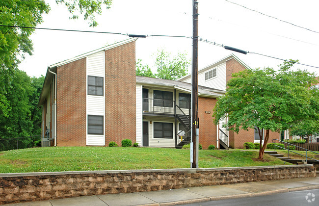 Building Photo - Victoria Square Apartments