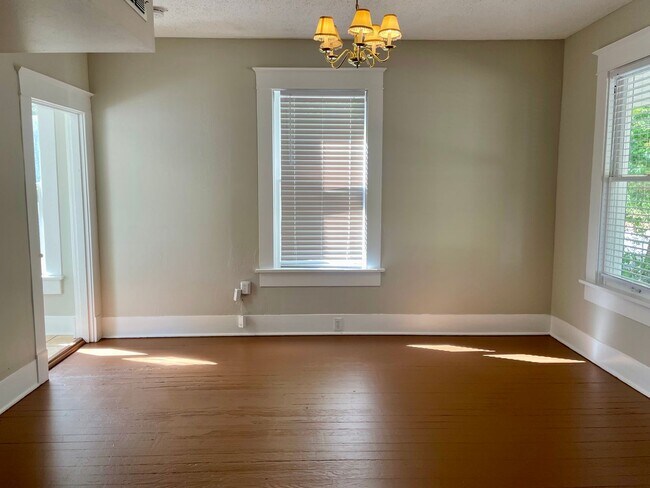 Foto del edificio - CHARMING HIGHLAND HOME