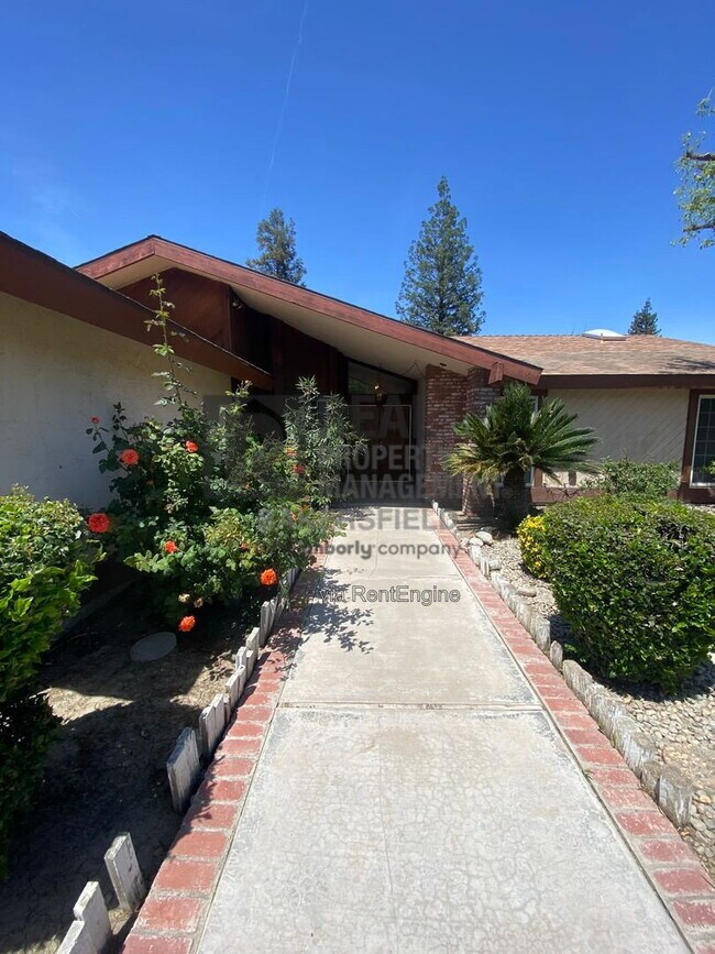 Foto del edificio - 7708 Okanagan Ct