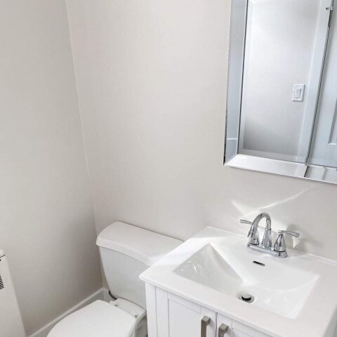 Bathroom - 181 King St E