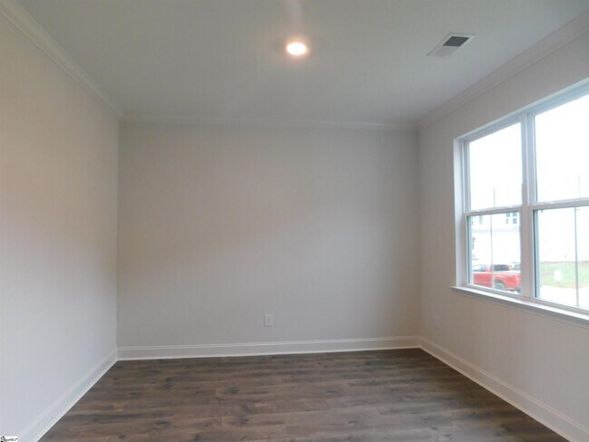 Building Photo - 115 Renwood Rd