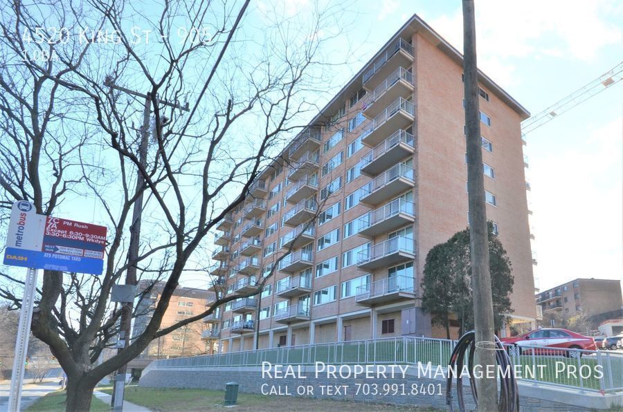 Renovated Alexandria Efficiency Utilities... Condo for Rent in Alexandria, VA