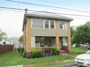 Building Photo - 205 Wayne St