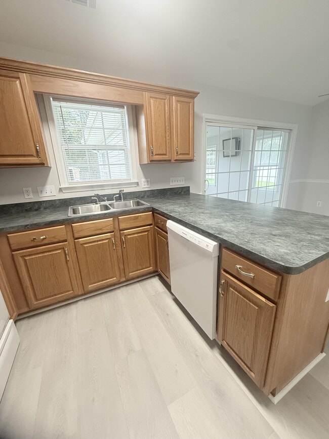 Building Photo - 6005 Palisade Ct