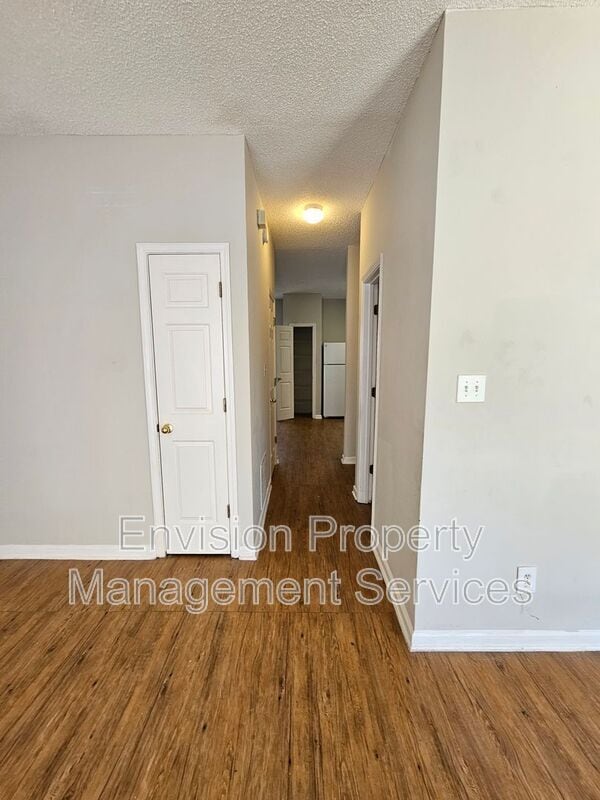 Foto del edificio - 3275 Oakley Pl