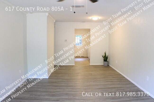 Foto del edificio - 617 County Rd 805A