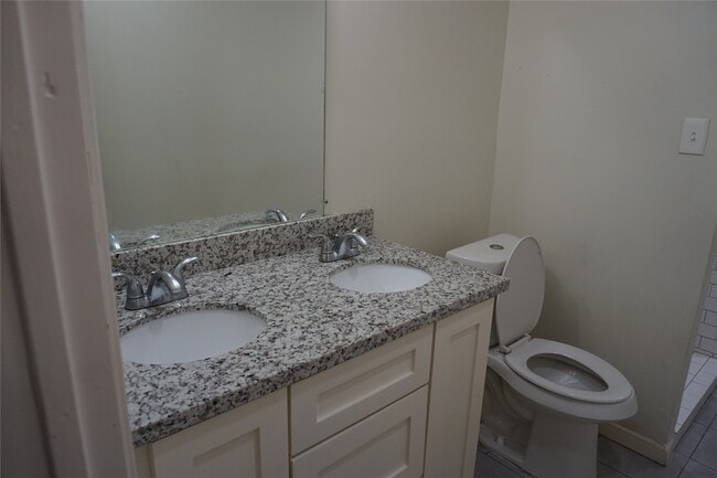 Foto del edificio - 3321 Sampson St