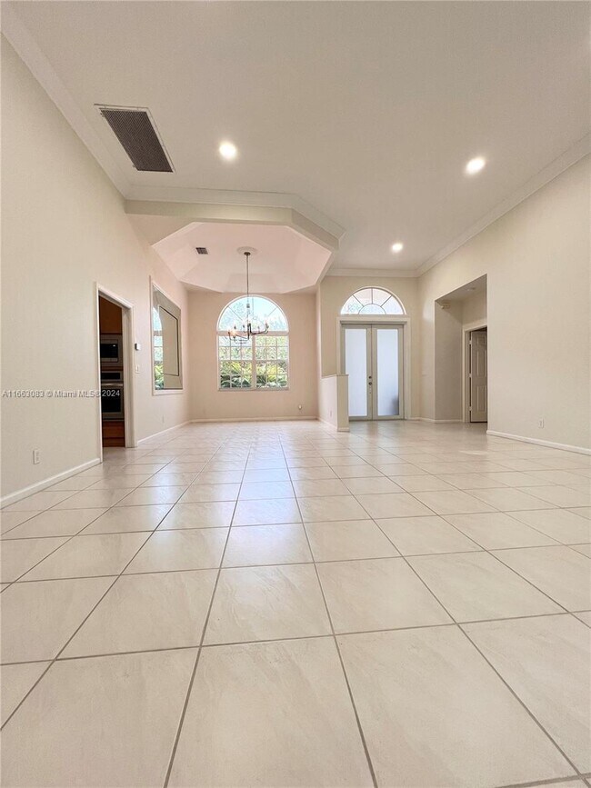 Building Photo - 2609 Oakbrook Ct