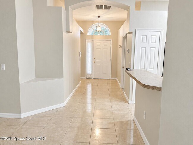 Foto del edificio - 1044 Sedgewood Cir