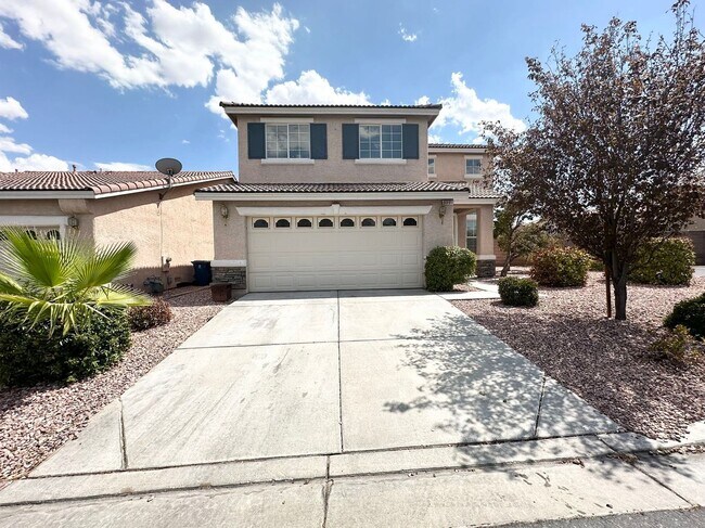 Foto del edificio - 9891 Ridge Hill Ave