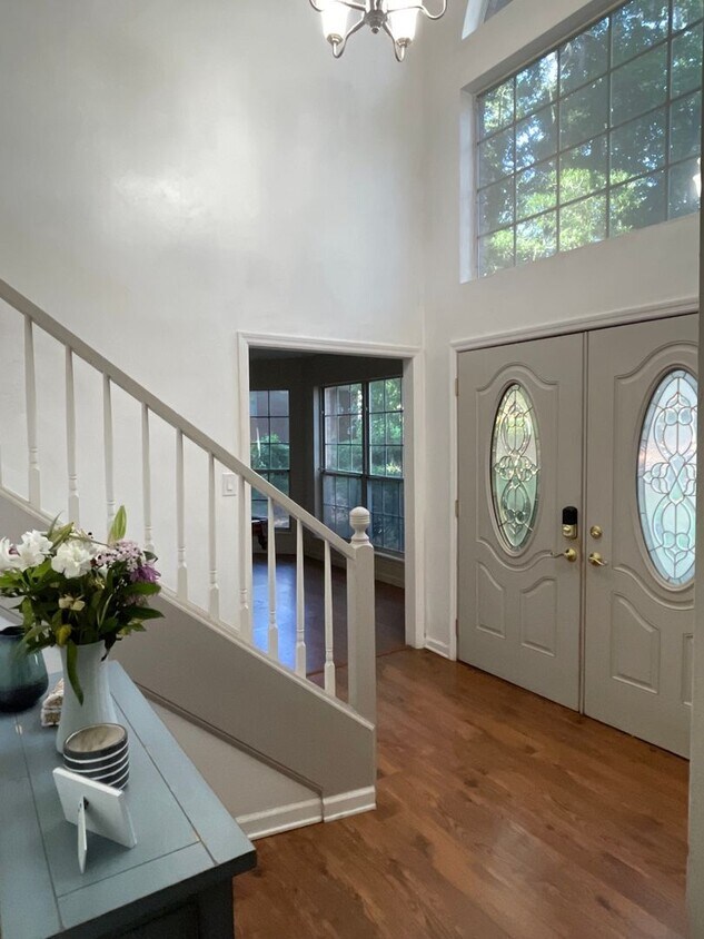 Building Photo - Spacious 4BR House in Tallahassee