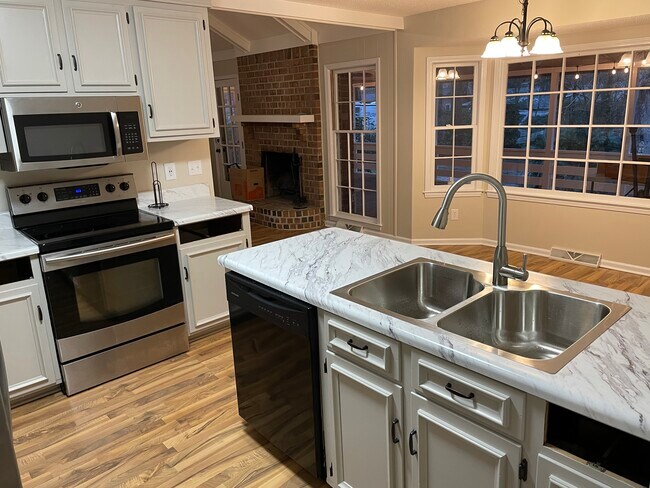 Kitchen - View 2 - 113 Chessington Cir