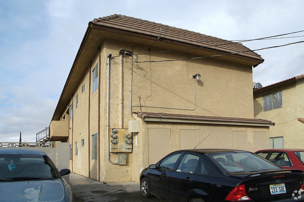 Building Photo - 2229 Jones Blvd