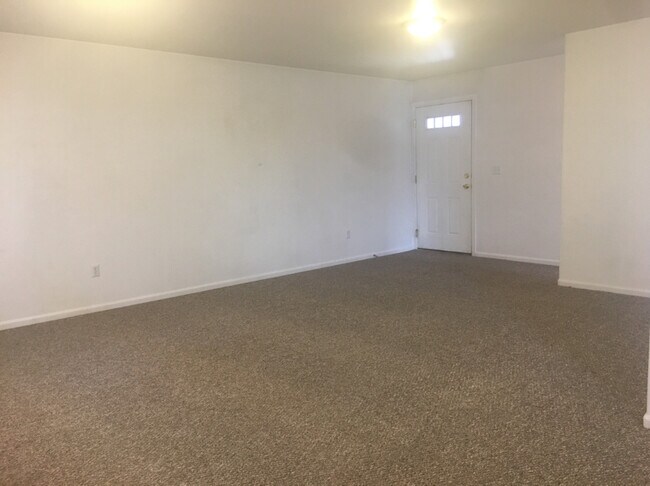 Foto del edificio - 1023 E Arnold St
