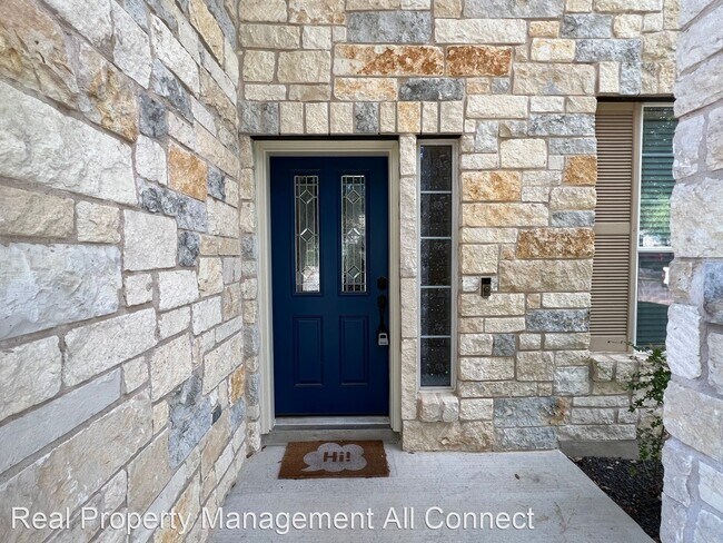Building Photo - 6 br, 4.5 bath House - 909 Applerock