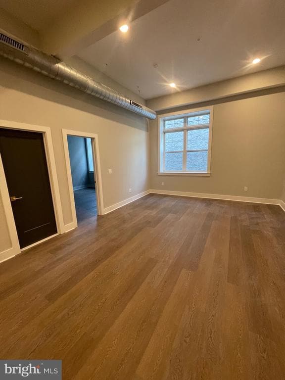 Building Photo - 6110 Ridge Ave