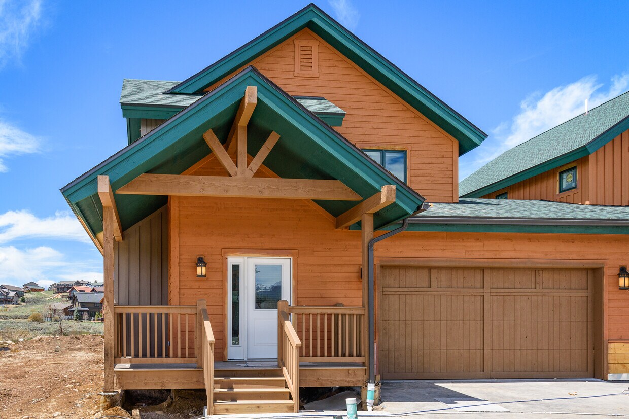 Foto principal - 1002 County Rd 514