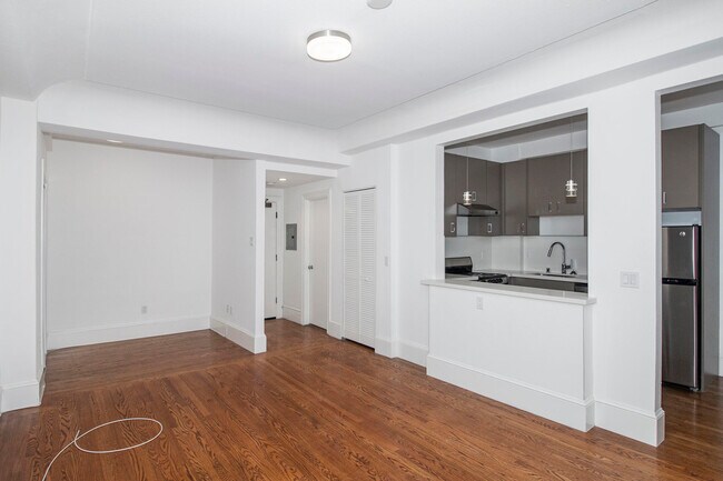 Foto del edificio - 355 Fulton St