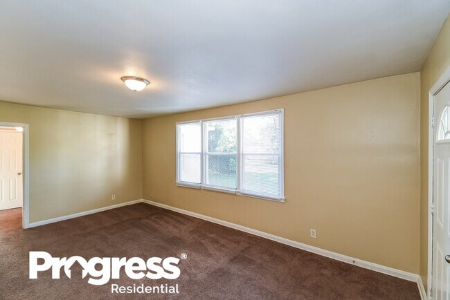 Foto del edificio - 5142 Attleboro St