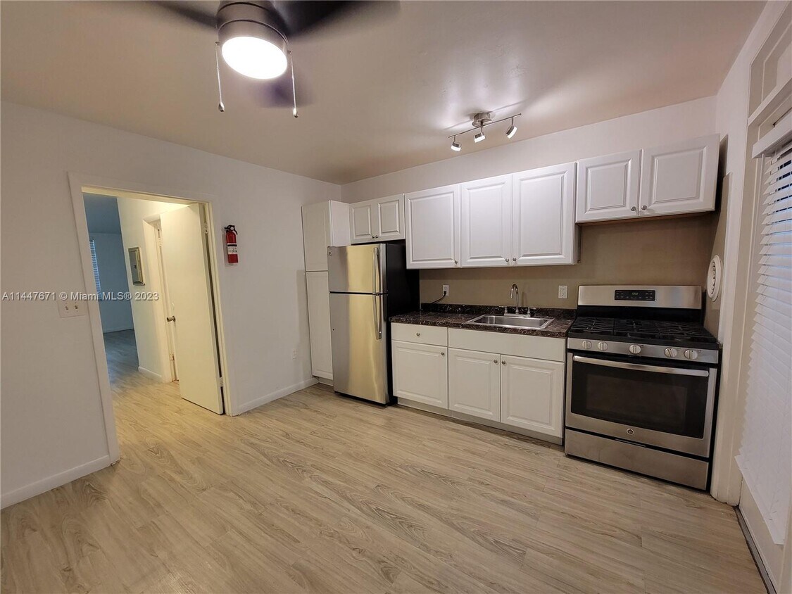 Foto principal - 441 Collins Ave