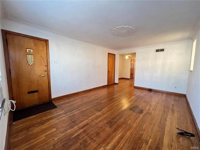 Building Photo - 5209 Jamieson Ave