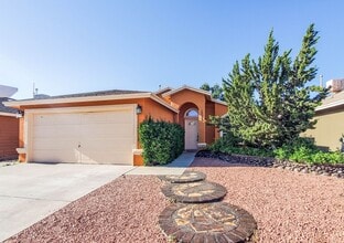 Building Photo - 12332 Tierra Plata Dr