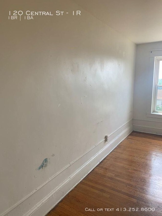 Building Photo - 120 Central St - 1R - 1 bed, 1 full bath