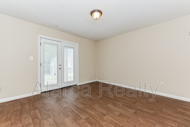 Foto del edificio - 9143 Spyglass Pl