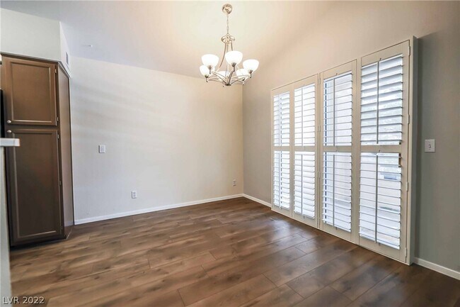 Foto del edificio - 5415 W Harmon Ave