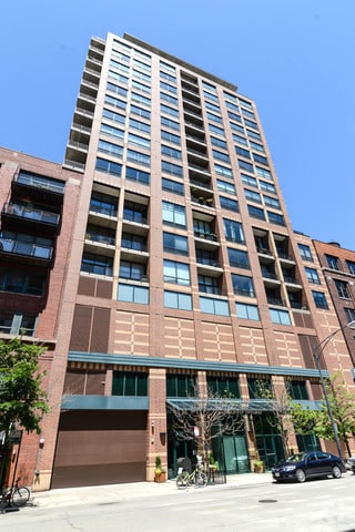 Building Photo - 400 W Ontario St