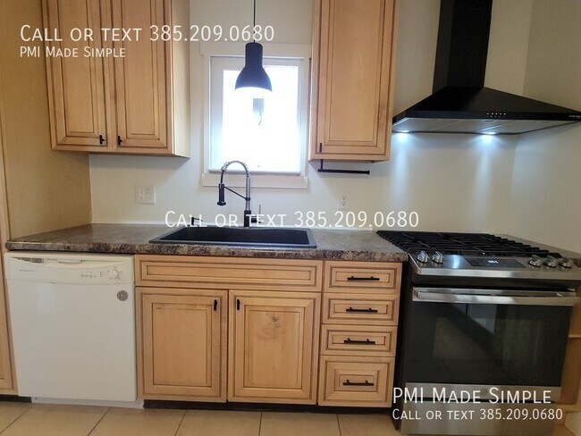 Building Photo - Single Family Home in West Valley