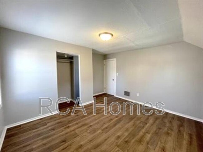Foto del edificio - 453 S Keystone Ave