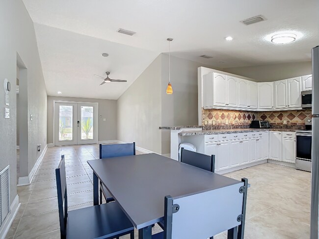 Foto del edificio - 3255 Jamestown St