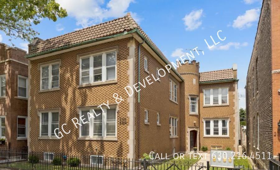 Foto principal - 2324 W 25th St