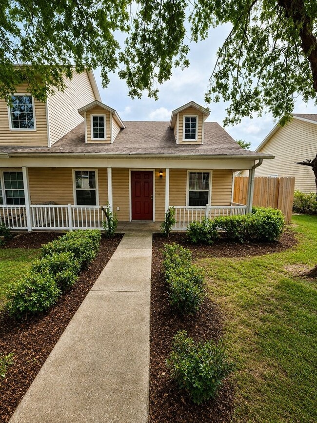 Building Photo - 1004 Park Central Cir
