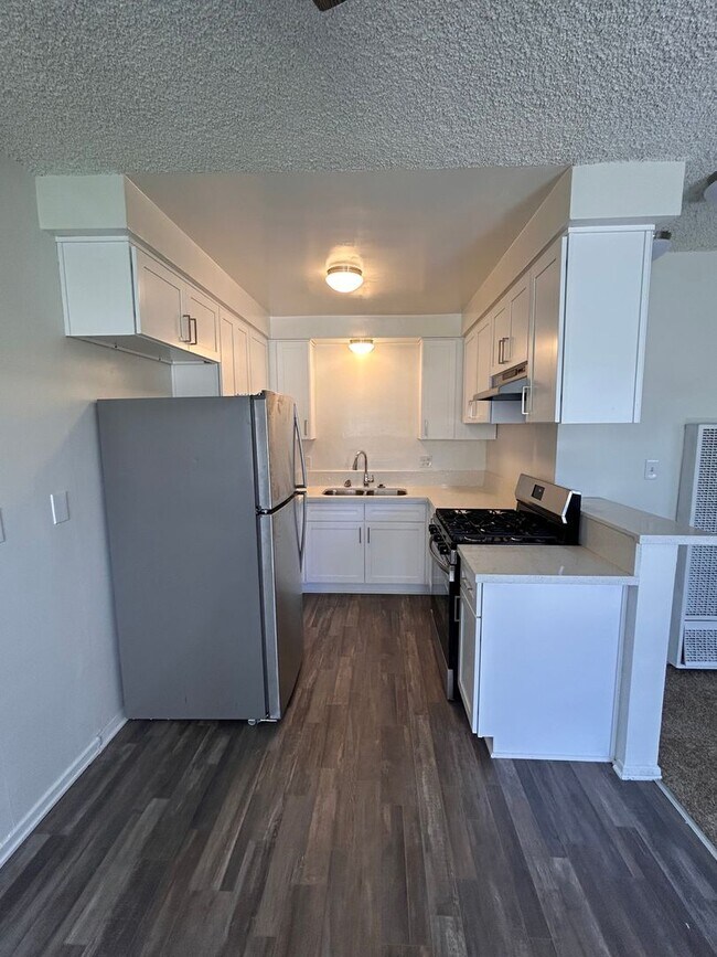 Building Photo - 4113