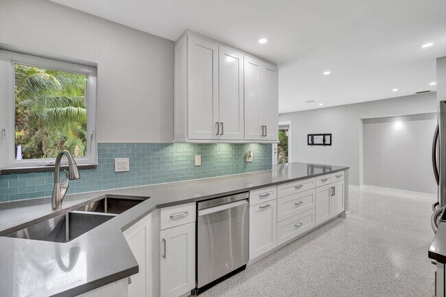 Foto del edificio - Gorgeous Wilton Manors 2 Bedroom House w/G...