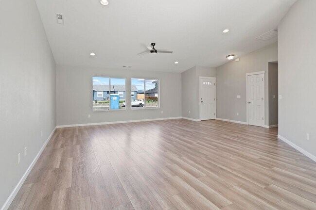 Foto del edificio - 1004 Brandon Way