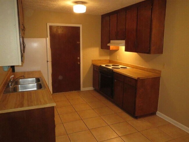 Foto del edificio - 2932 Greenon Ln